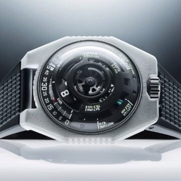 ur-100v-lightspeed-ceramic-and-the-mechanics-of-cosmic-time