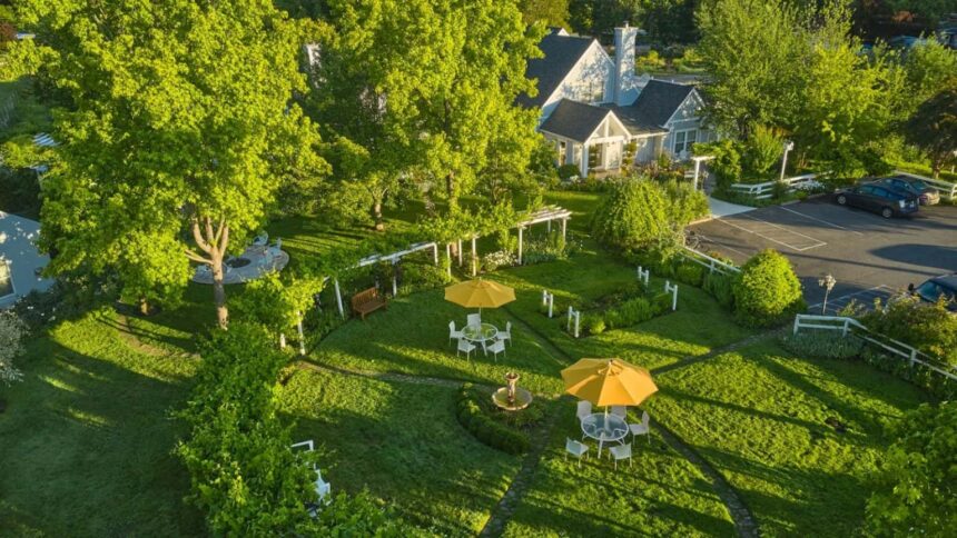 united-states-tourism-sector-enters-high-growth-wellness-era-as-lithia-springs-resort-oregon-expands-with-capri-bungalows-delivering-emotional-luxury-escape-and-immersive-mineral-spring-healing-retreat-experience