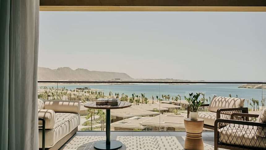 four-seasons-has-just-opened-a-luxury-wellness-resort-on-the-red-sea