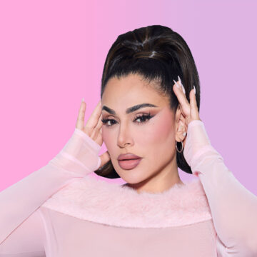 this-iconic-collection-of-powders-defines-your-features
